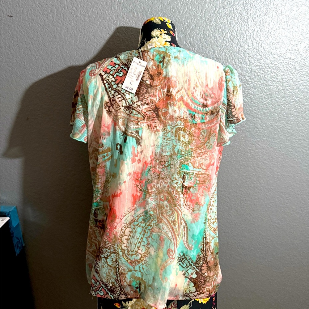 Dress barn beautiful top new with tags